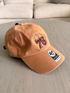 Men's '47 Philadelphia 76ers Ballpark Clean Up Adjustable Hat OSFA Tan (R121)